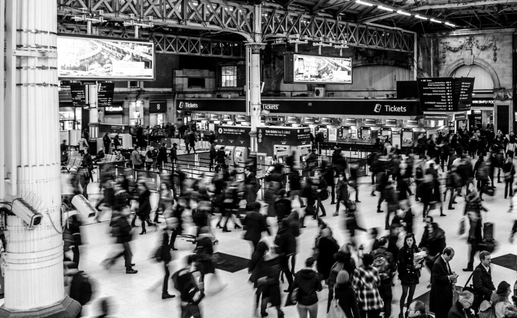 busy stock exchange floor