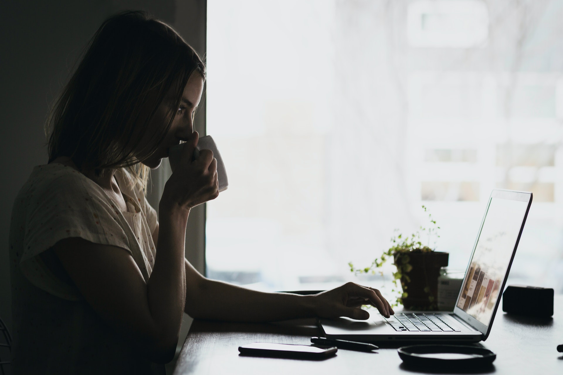 girl working